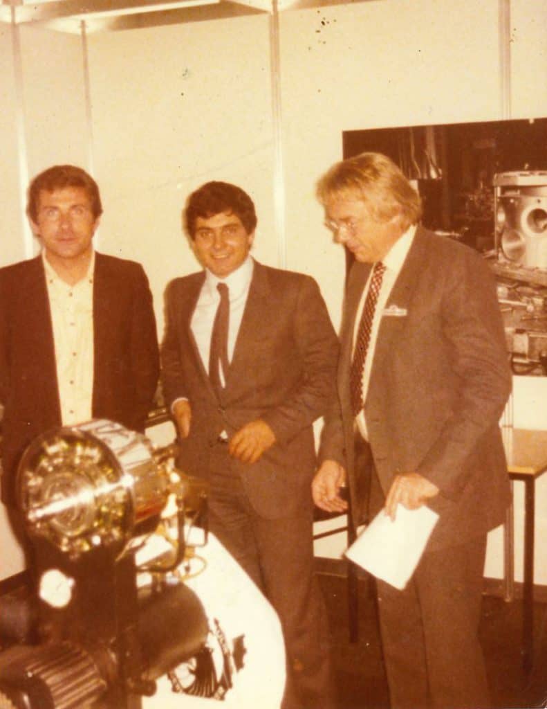 Hydraulic planetary gearbox from Reggiana Riduttori - Franco Albarelli (center) and Jürgen Löwentraut (right), founder of LöSi